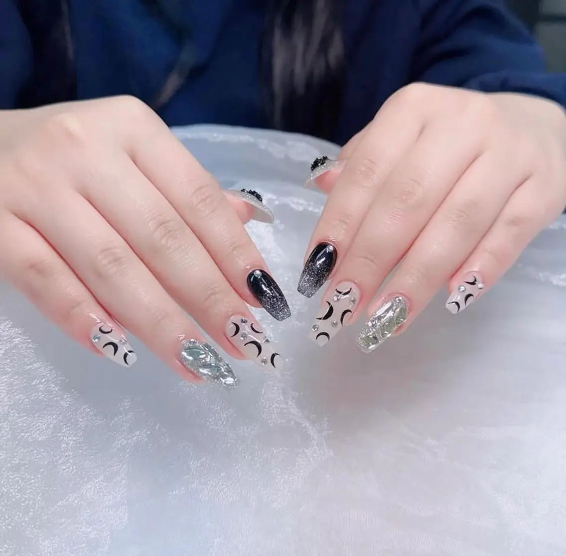 ネイル ハンドネイル Hin Nail 日本橋店のネイルデザイン