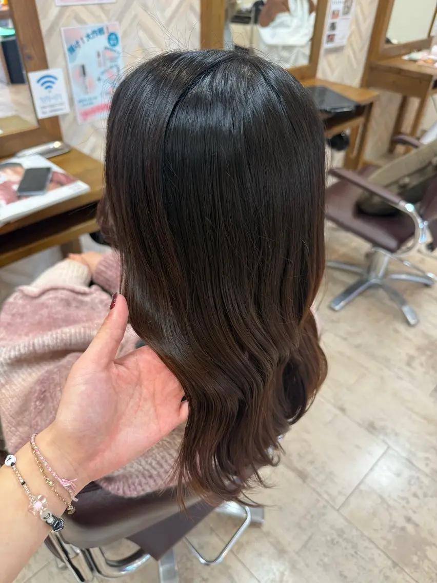 ロング カット 【STYLE】 🥑MEI🍒のヘアスタイル