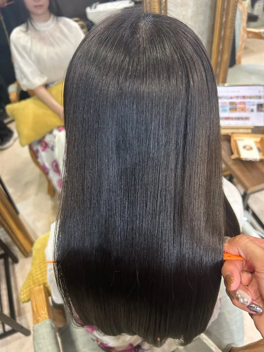 ロング カラー パーマ AnFye forprcoのヘアスタイル
