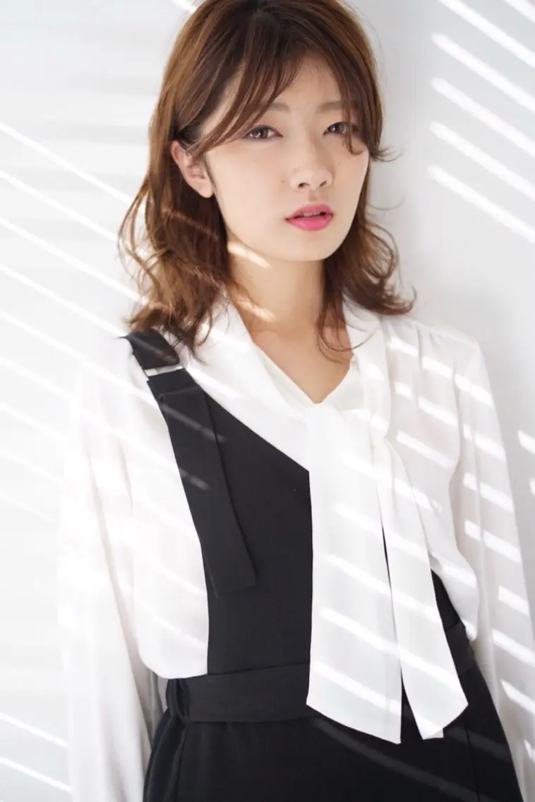 ミディアム カラー ヘアカラー 松下 美優のヘアスタイル