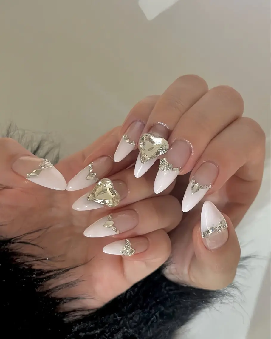 ネイル アートネイル 長さ出し ガーリー 韓国ネイル 持ち込み Rin Nail 新大久保店のネイルデザイン