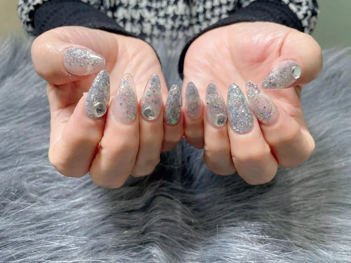 ミディアム ネイル 《LB》ラブリエ Nail&eyeのマツエク・マツパデザイン