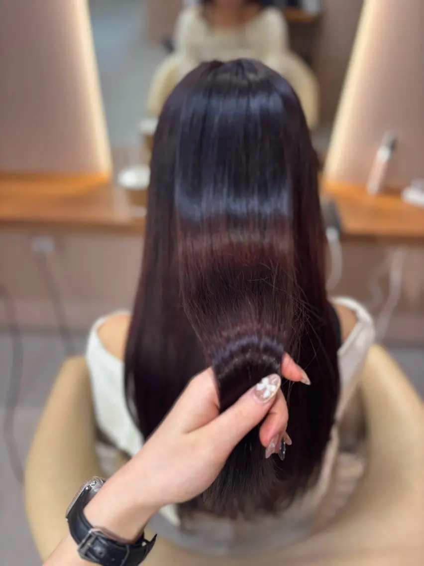 ロング カラー ROCCOeast AKARIのヘアスタイル
