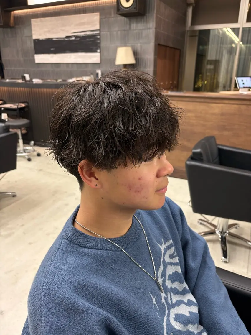 ショート パーマ メンズ メンズパーマ ツイストスパイラルパーマ スパイラルパーマ メンズパーマ特化 sayoのヘアスタイル