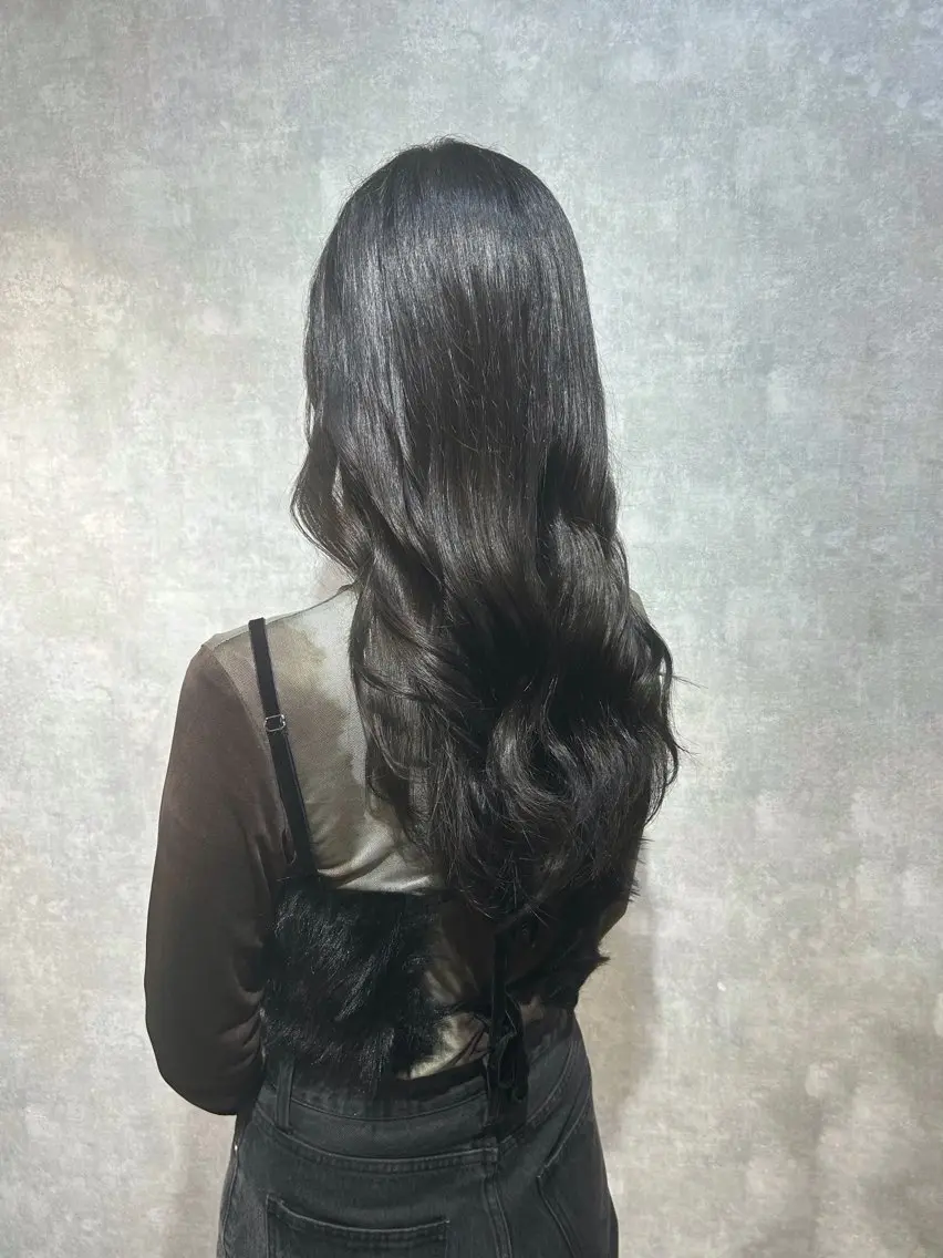 ロング カラー 𝐒𝐇𝐔𝐑𝐈 🦋艶カラー🦋のヘアスタイル