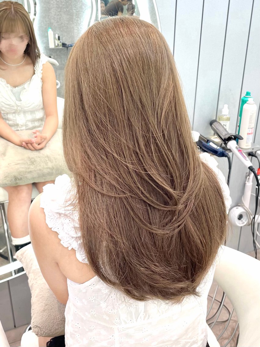 セミロング カラー ヘアアレンジ ベージュカラー ブリーチ 透明感カラー ダブルカラー ヘーゼル カット ヘアカラー トリートメント ヘアセット 縮毛矯正ブリーチなし 🍒❤ゆうきのヘアスタイル