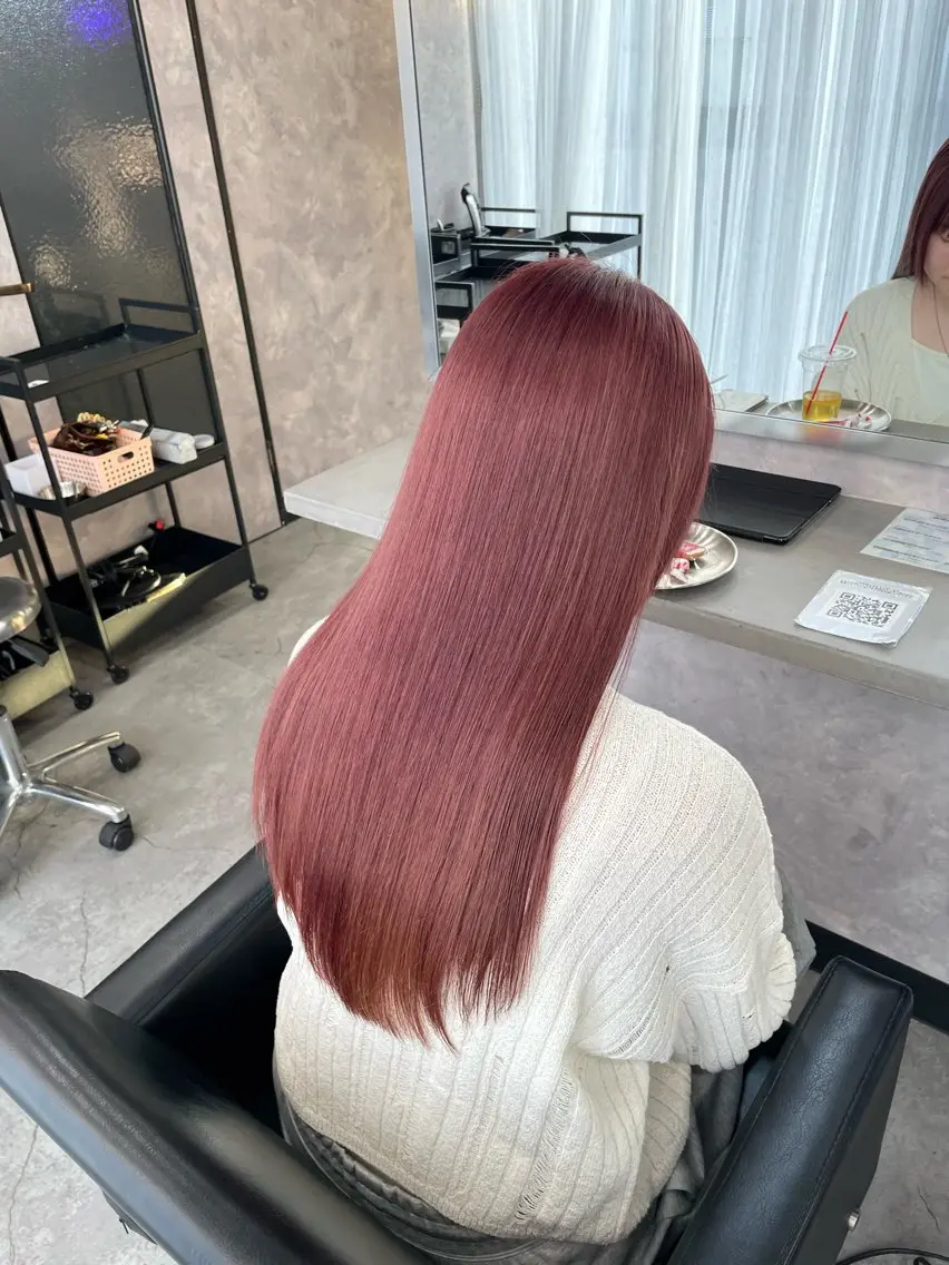 ロング ヘアカラー トリートメント 手塚 由佳のヘアスタイル