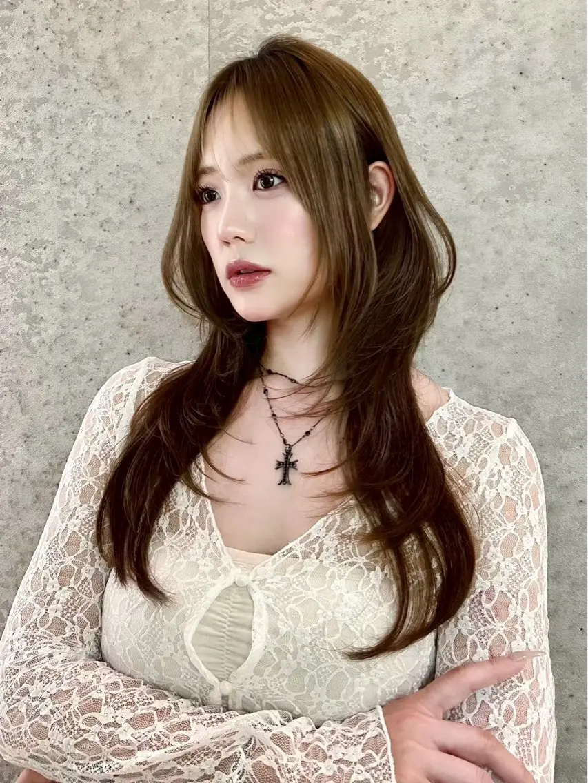 ロング 浦和うる艶 縮毛矯正⭐️セナ🎀のヘアスタイル