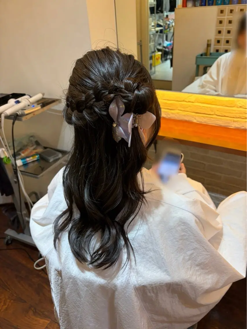 ヘアアレンジ ハーフアップ お団子ヘア ヘアセット CoCoon sayuのヘアスタイル