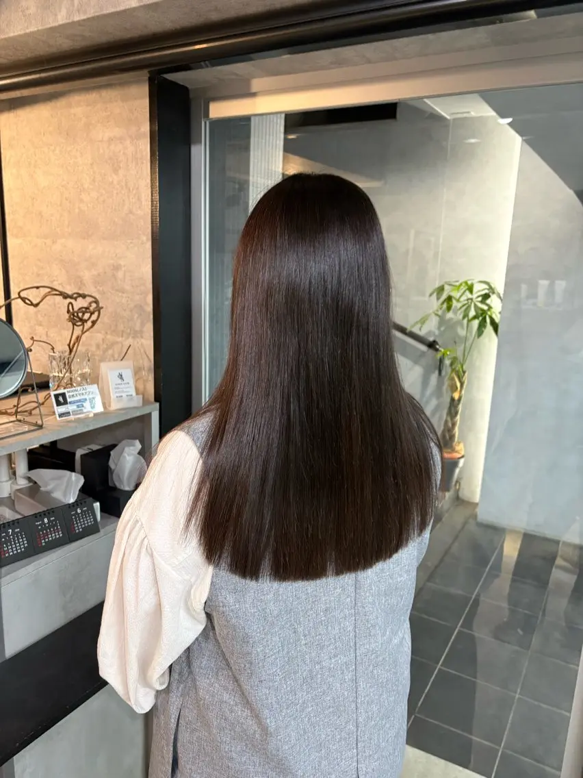 ロング カット ヘアカラー 縮毛矯正 髪質改善ストレート/ 透明感カラー🥣🤍のヘアスタイル