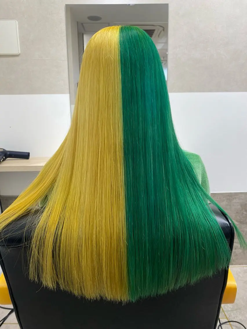 ロング カラー ブリーチ ケアブリーチ デザインカラー ハイトーンカラー インナーカラー GISEL 小倉のヘアスタイル