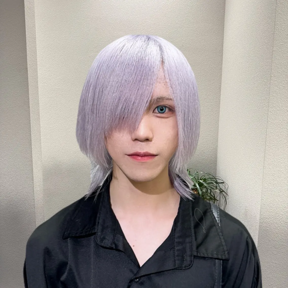 ショート カラー ブリーチ ケアブリーチ ハイトーンカラー シルバー ホワイトシルバー ヘアカラー ヘアセット ✨ブリーチ支持No1 複雑履歴修正/舘岡のヘアスタイル