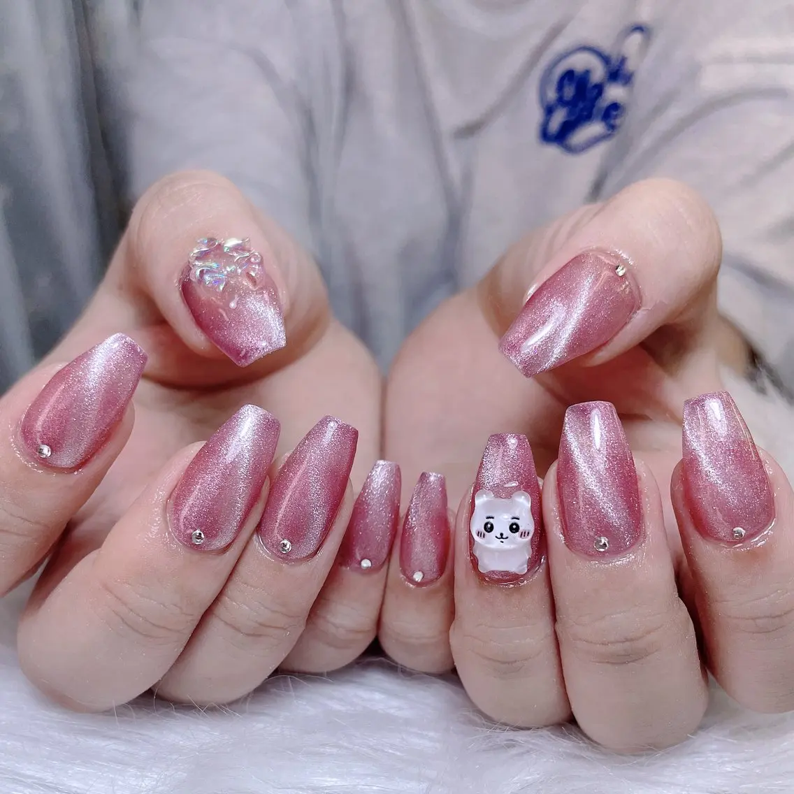 初回ソフトジェルオフ込み✨マグネットORフラッシュネイルの写真