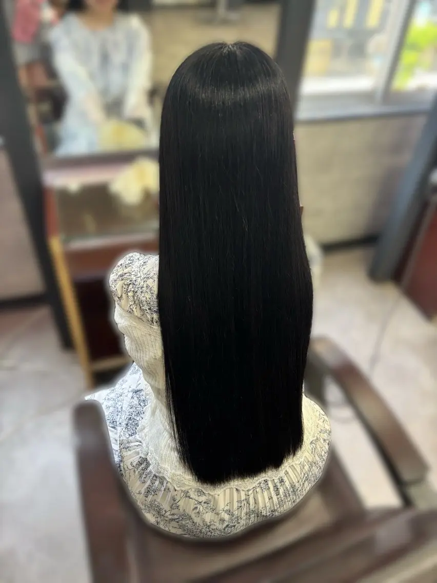 ロング カラー 黒髪 ヘアカラー OZ 梅田店／ ユウリのヘアスタイル
