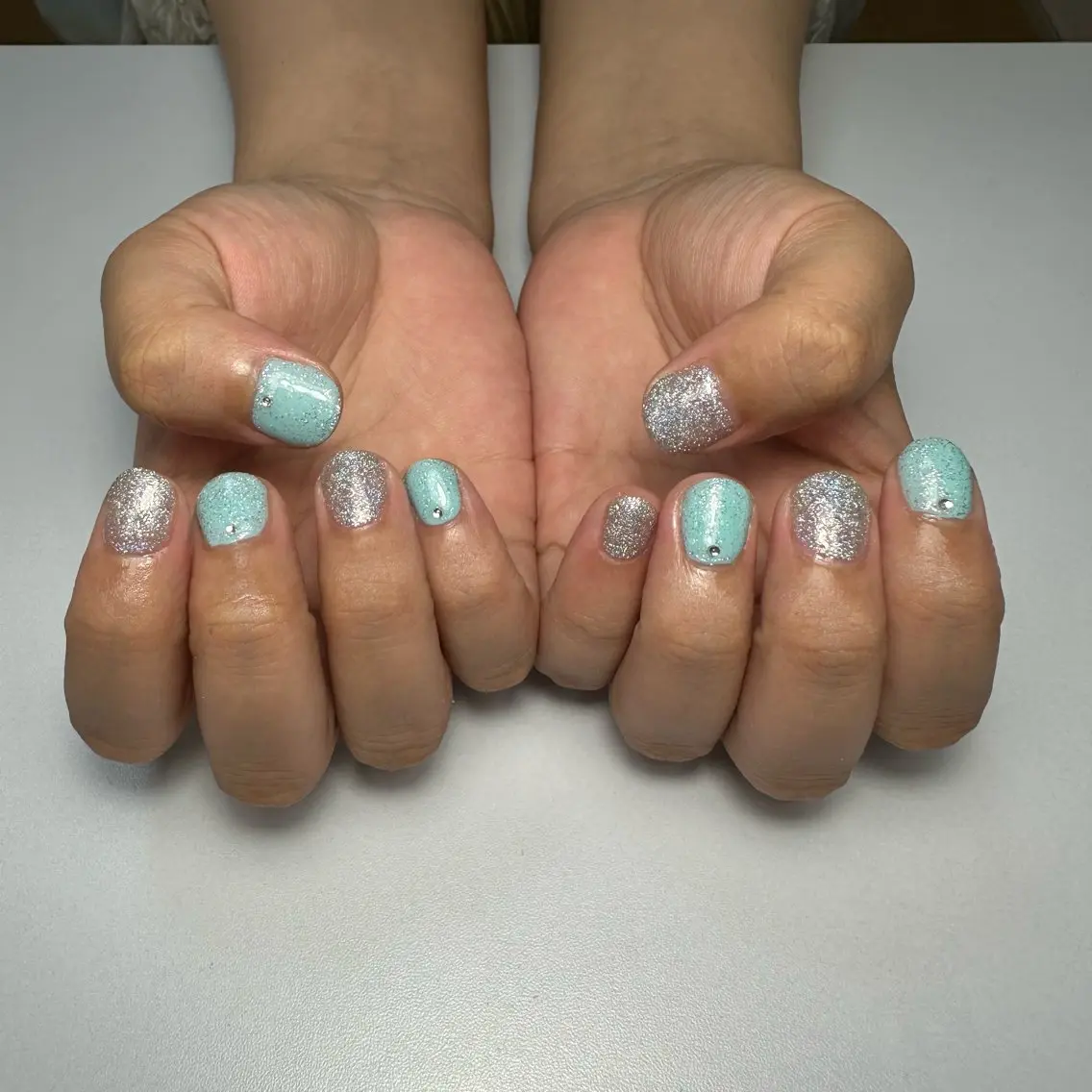 ネイル ハンドネイル 自爪育成ネイリスト✨ Mokaのネイルデザイン