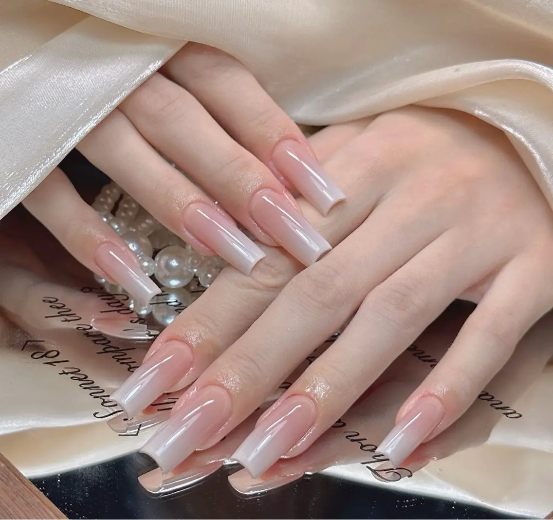 ネイル オーロラネイル べっ甲ネイル チークネイル 成人式 長さ出し ハンドネイル ハンドケア For you. Nail Salonのネイルデザイン