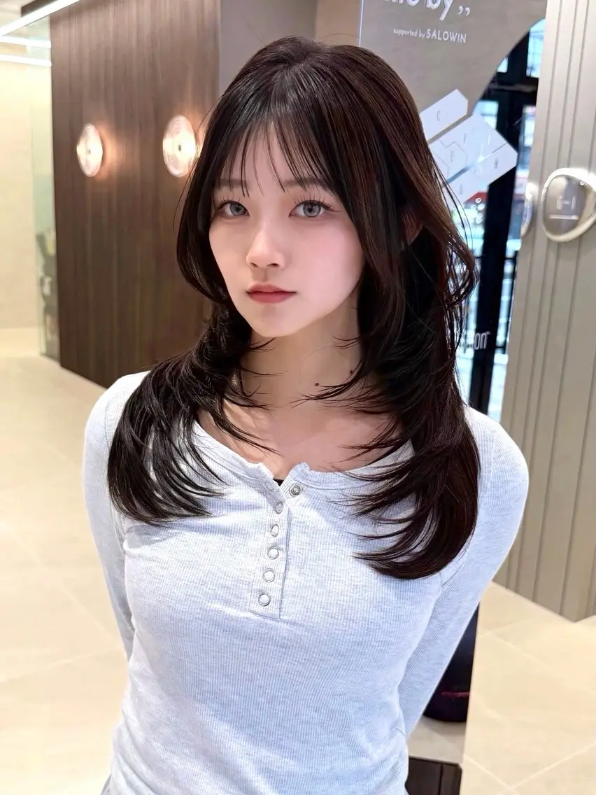 ミディアム カット ヘアカラー 縮毛矯正 PULSE ASAHIのヘアスタイル