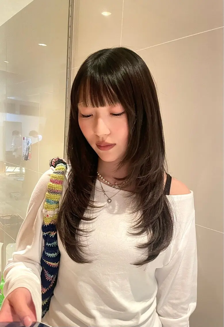 ロング カラー レイヤーカット カット ヘアカラー トリートメント レイヤー/縮毛矯正 🪄chihiroのヘアスタイル