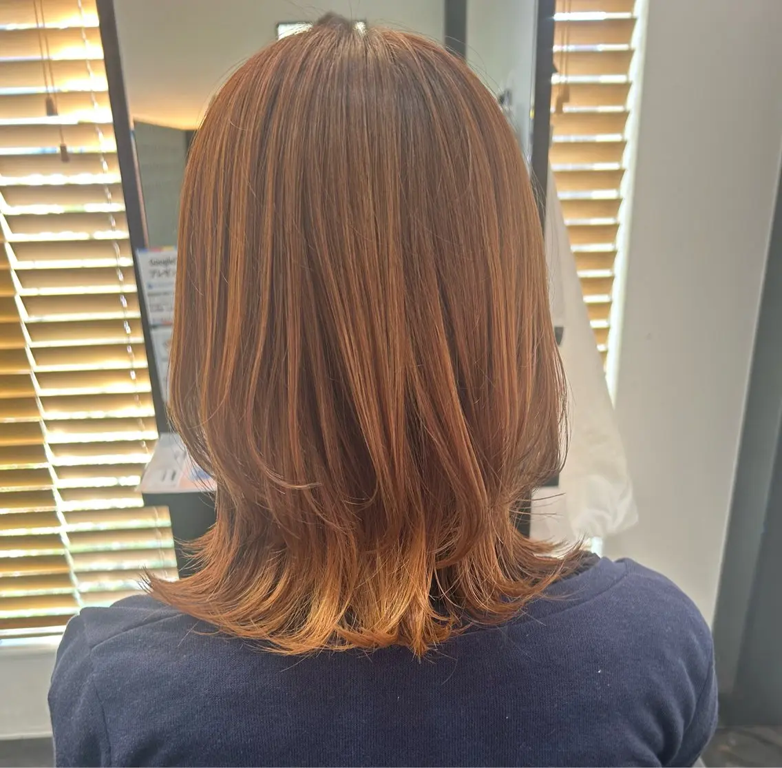 ミディアム レイヤーカット 福井 愛瑠のヘアスタイル