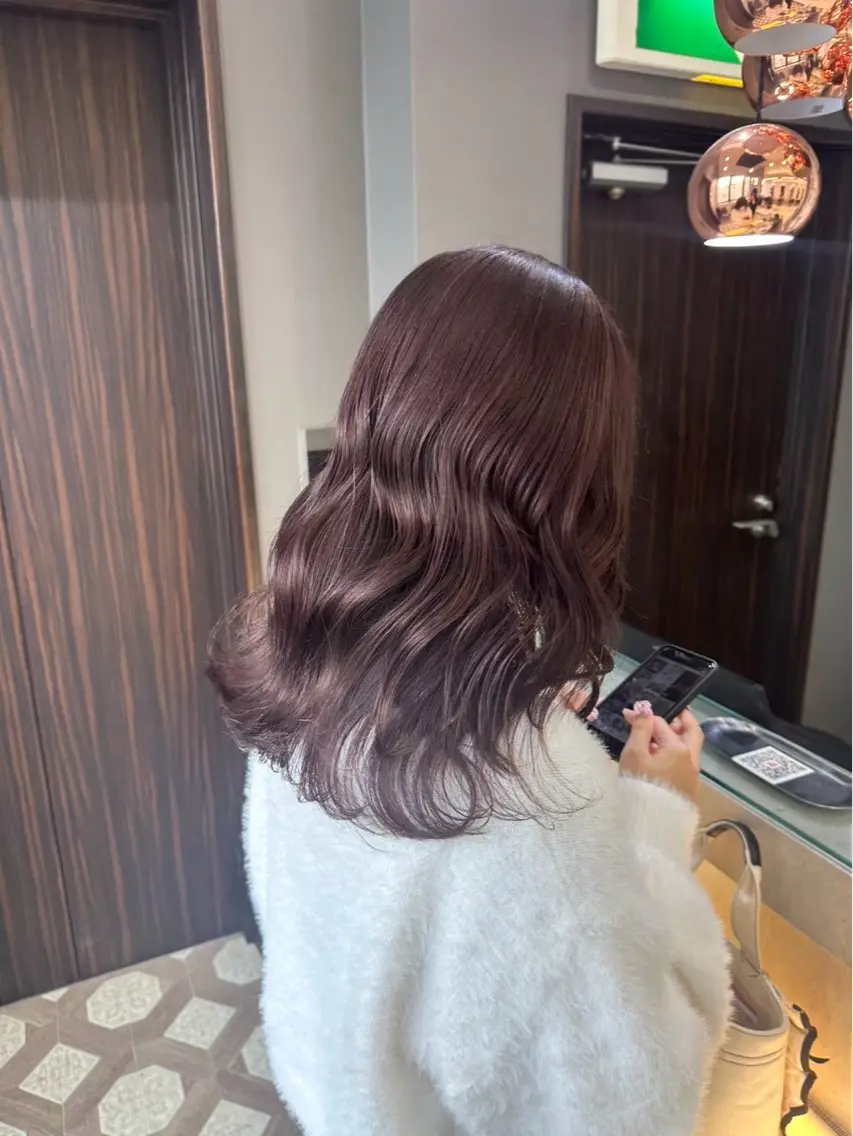 ミディアム カラー Maia🦋 博多 透明感カラーのヘアスタイル