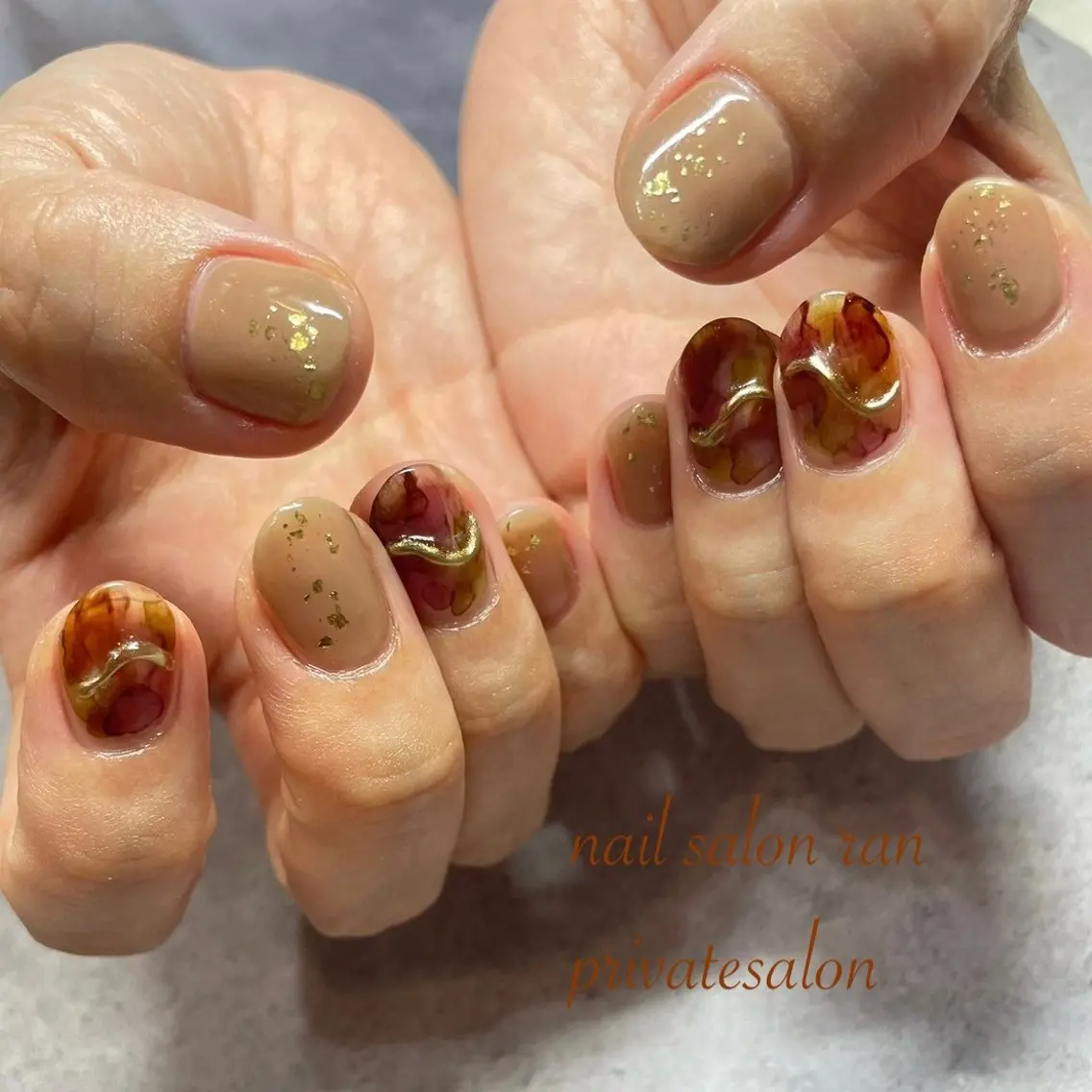 ネイル べっ甲ネイル ブラウン ニュアンスネイル ハンドネイル ハンドケア nailsalon ranのネイルデザイン