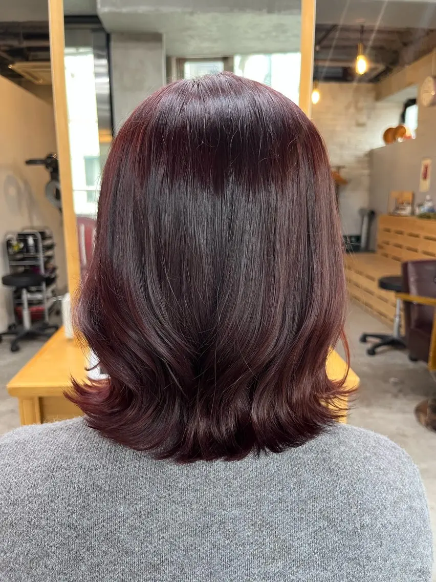 カラー 秋山 美奈のヘアスタイル