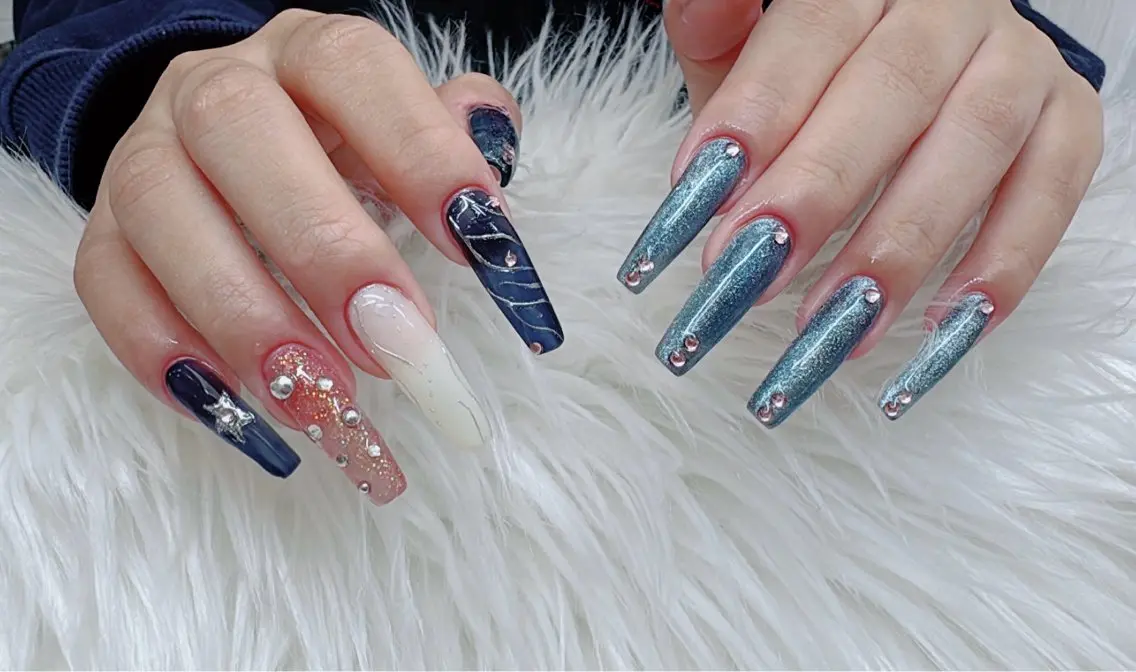ネイル ハンドネイル ハンドケア MoonNail ナナのネイルデザイン