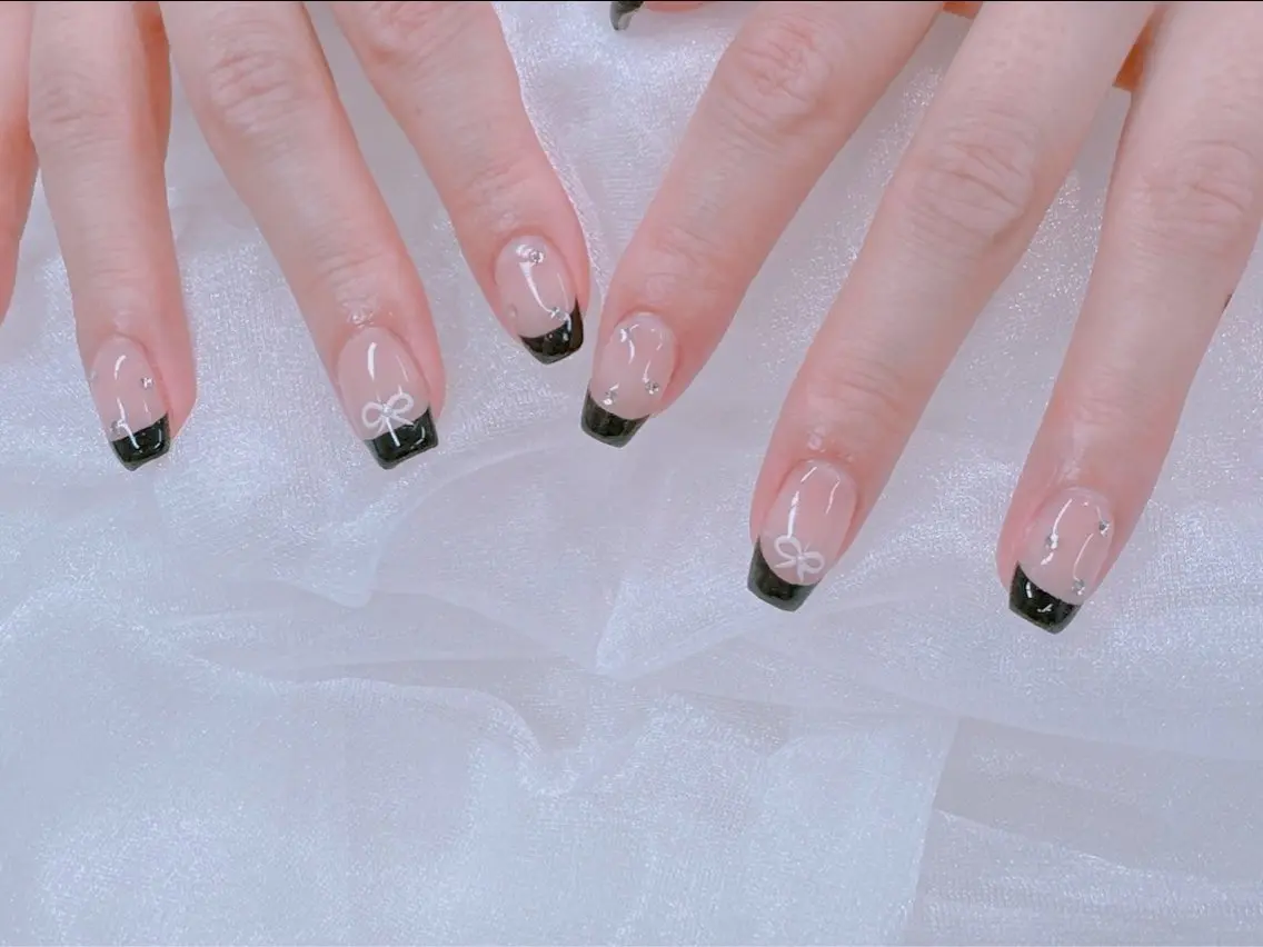 ハンド💅✨️フレンチorカラーグラデーション【オフ有】《パラジェル変更可能》ご新規様オフ無料の写真
