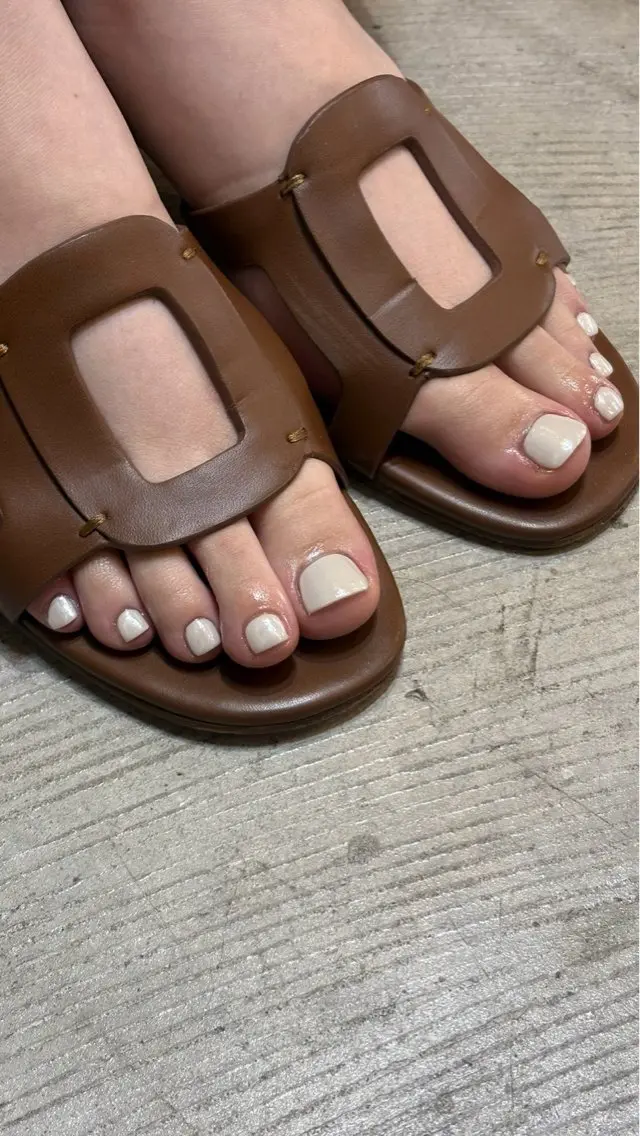 ネイル フットネイル 浦田 すずかのネイルデザイン