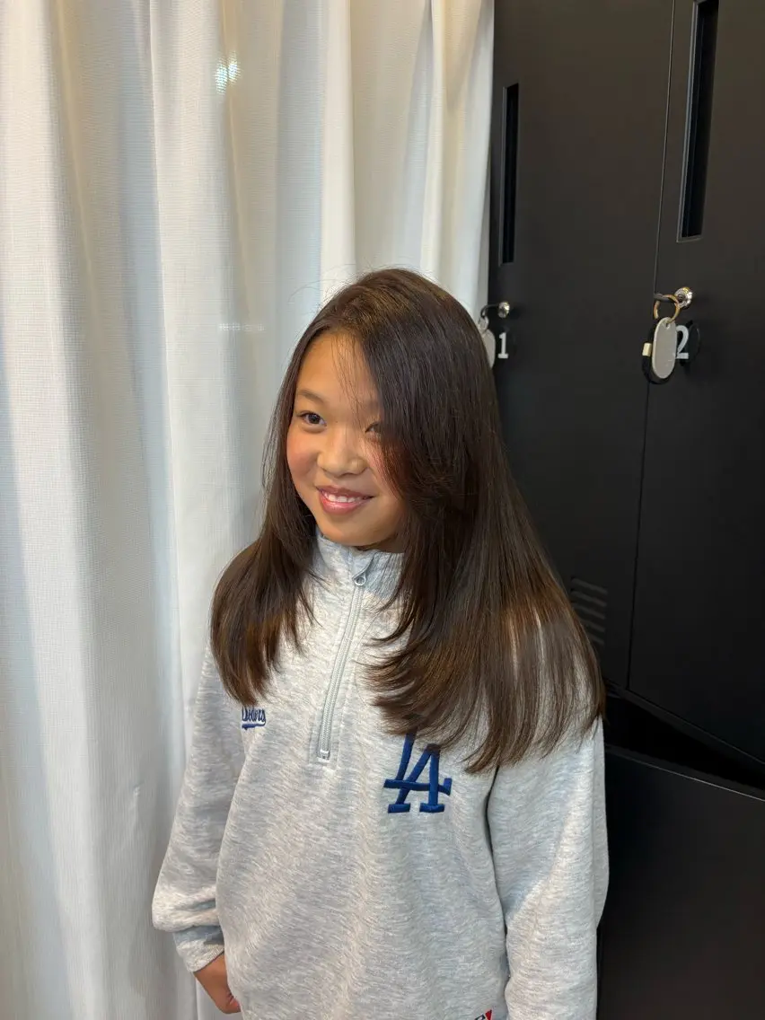 セミロング 松本 陽菜のヘアスタイル