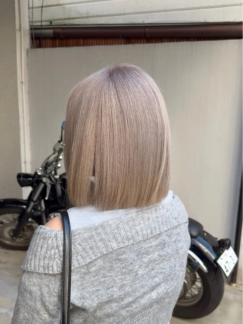 ミディアム カラー ベージュカラー ダブルカラー ハイトーンカラー ホワイトベージュ 髪質改善 カット ヘアカラー トリートメント _WHITE本通店 喜多村天斗のヘアスタイル