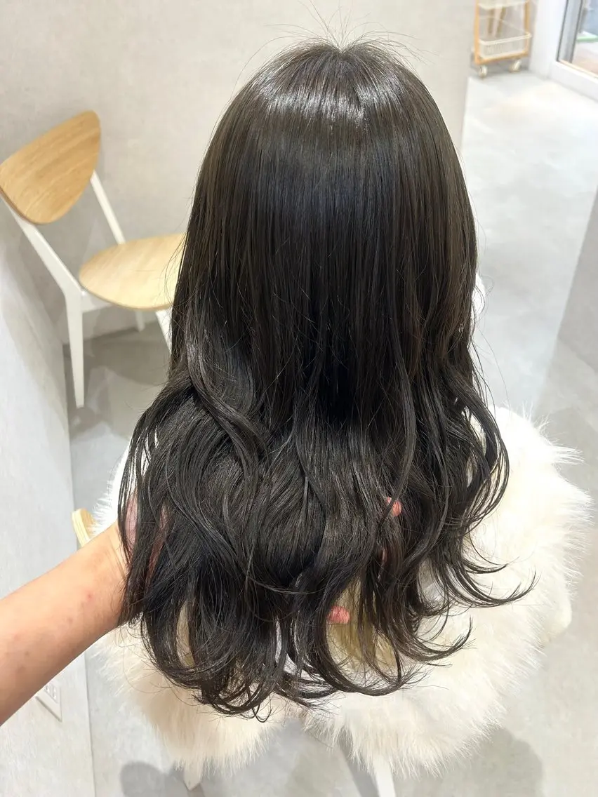 ロング Mao 🎀bob Oliveカラー🌿のヘアスタイル