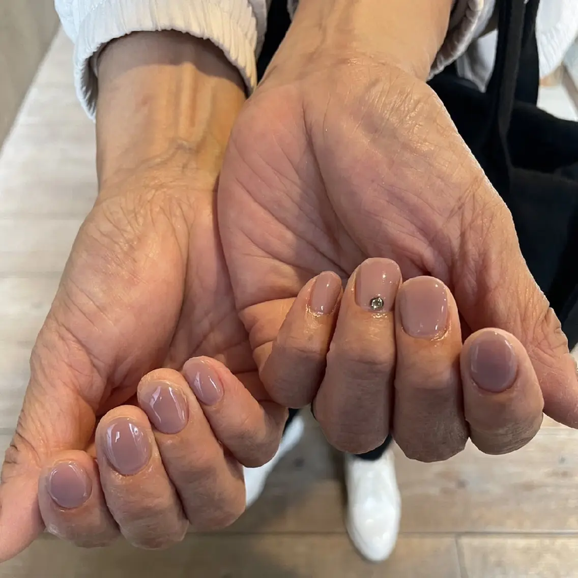 ネイル ワンカラーネイル ハンドネイル Nail salon BINIKKIのネイルデザイン