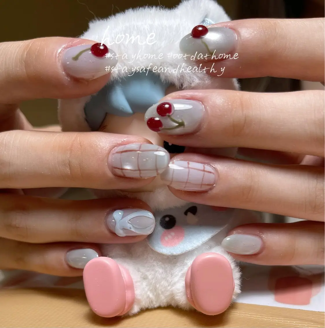 ネイル H&B ヨウのネイルデザイン