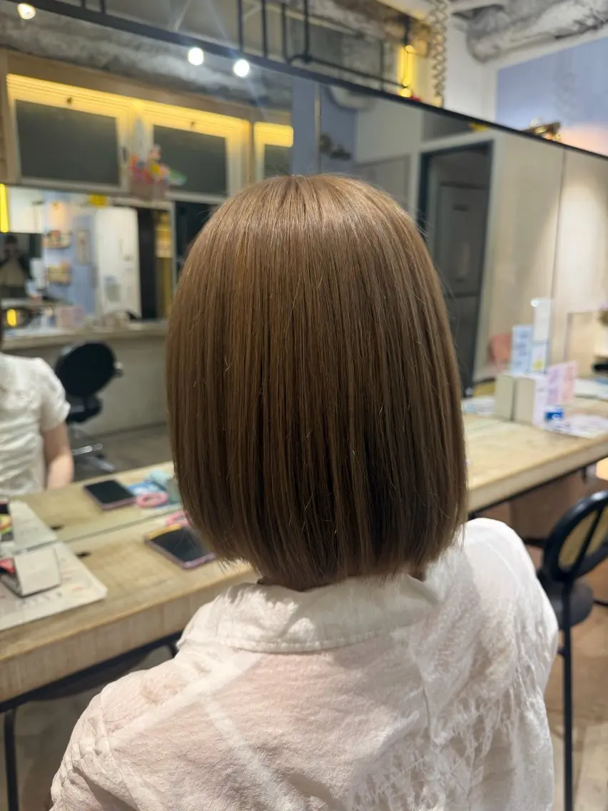 ショート カラー カット ヘアカラー トリートメント 中司 莉菜のヘアスタイル