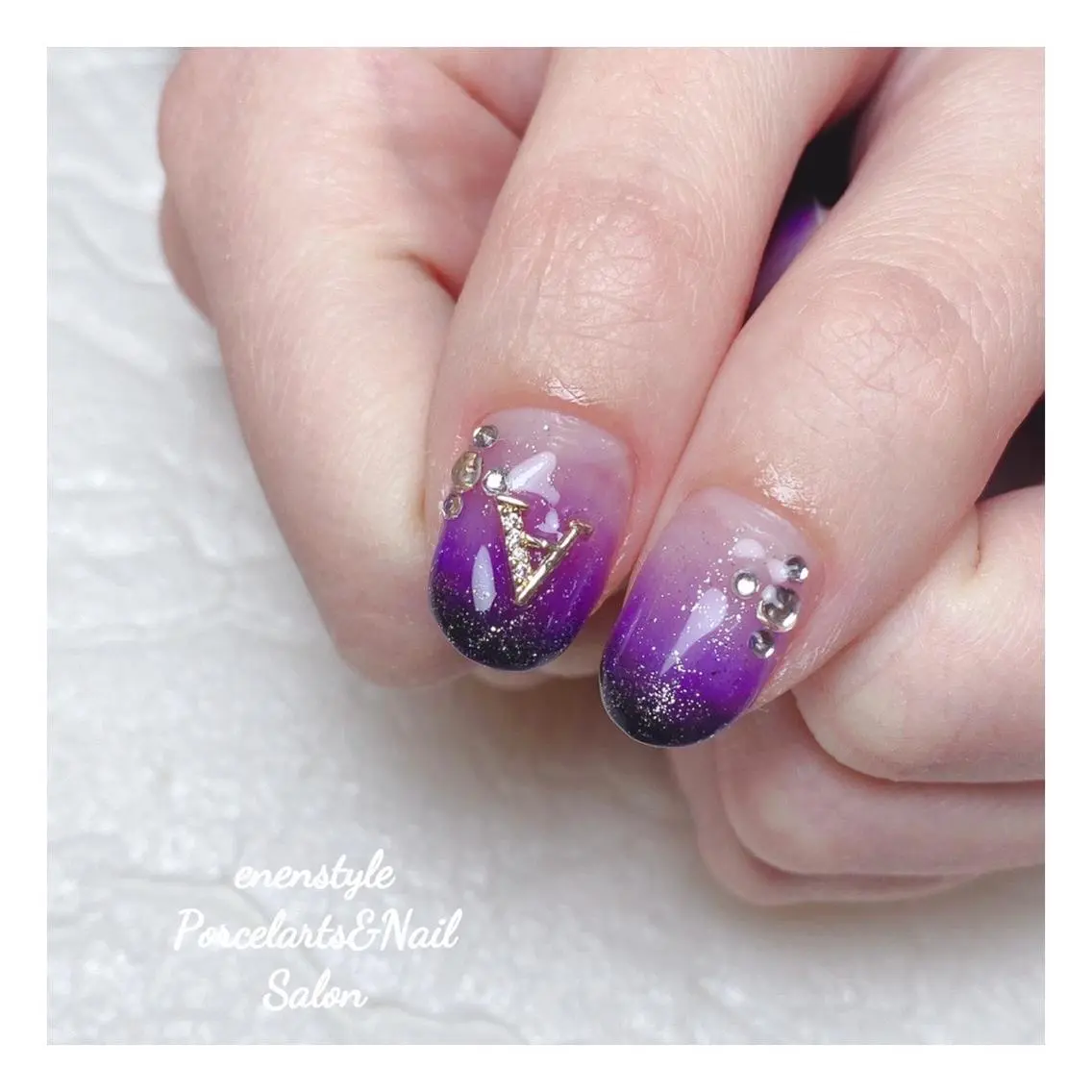 ミディアム ネイル 🐾enen style 🐾のネイルデザイン