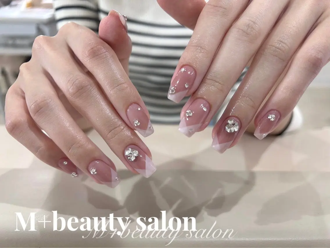 ネイル M+  Beauty Salonのネイルデザイン