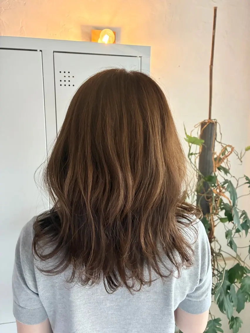 セミロング カラー TERU 【美髪、髪質改善】のヘアスタイル