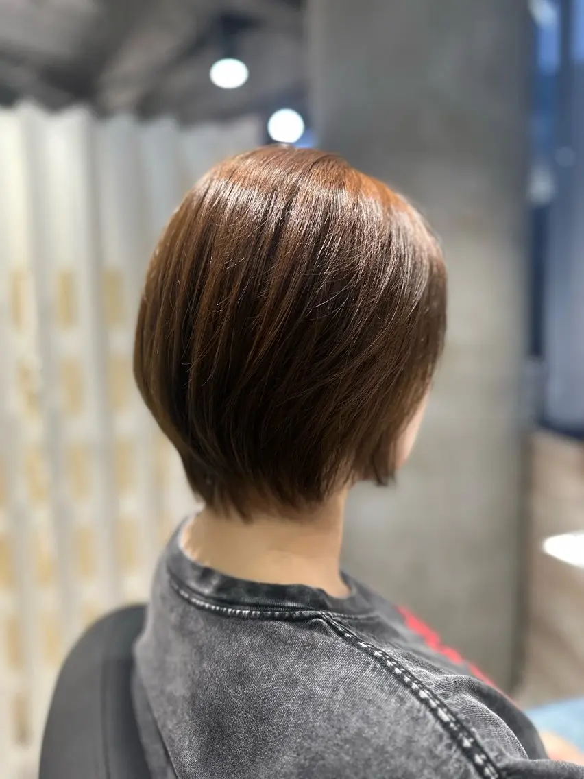 ショート カット ヘアカラー LUPI 白神のヘアスタイル