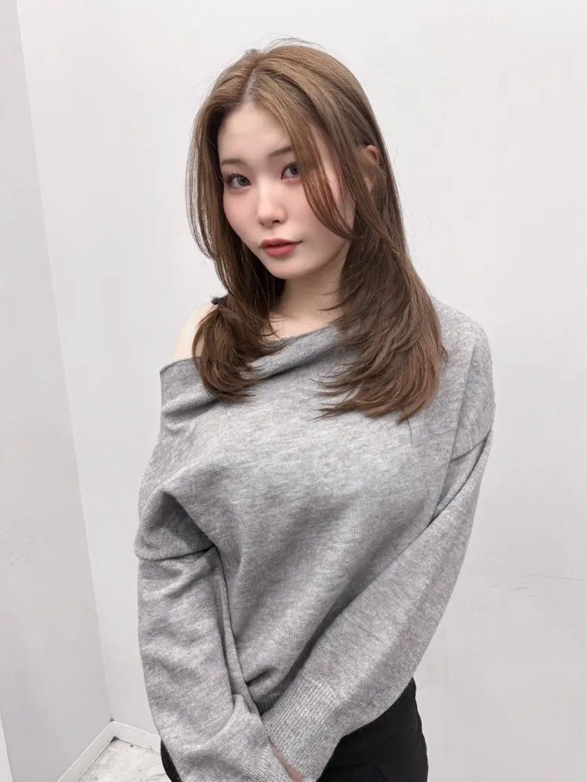 セミロング カラー ブリーチ ダブルカラー ハイトーンカラー イルミナカラー ブリーチなしカラー カット ヘアカラー トリートメント 表参道/透明感カラー 韓国ヘア長田雄希のヘアスタイル