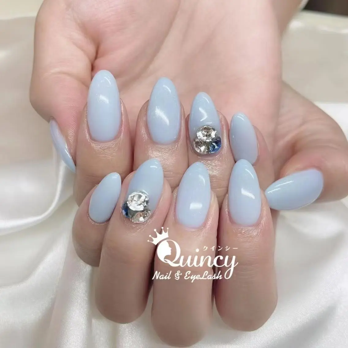 ネイル Quincy ネイル&アイラッシュのマツエク・マツパデザイン