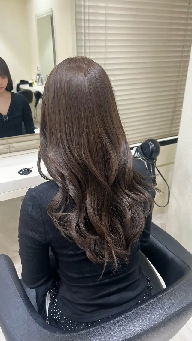 ロング カラー ヘアアレンジ ヘアカラー 韓国レイヤー&ピンク 艶髪🩶maikoのヘアスタイル