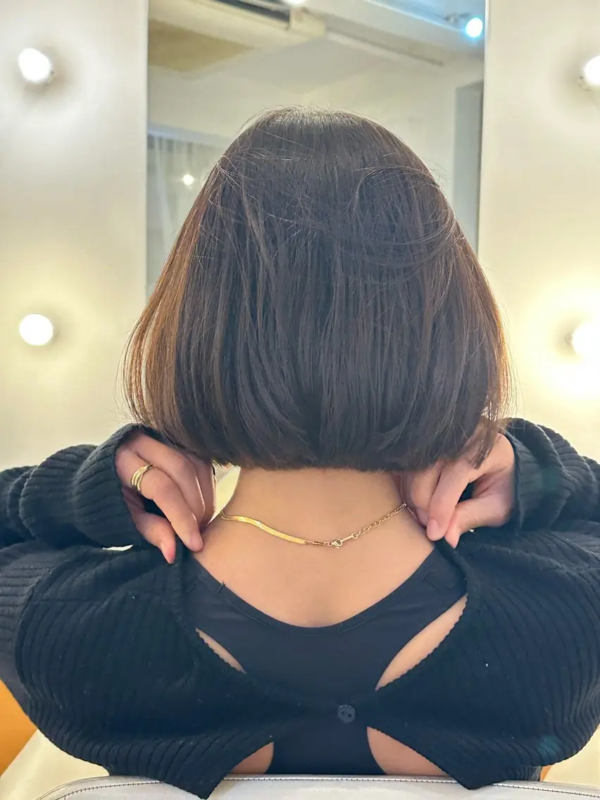 ショート ボブ fiorista岡田 まゆこのヘアスタイル