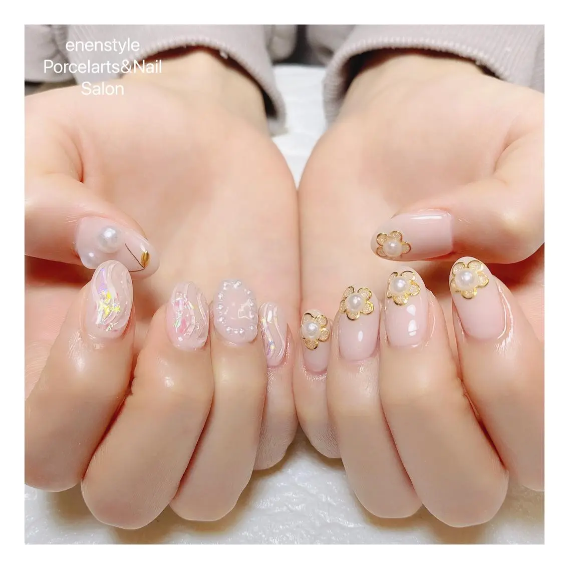ミディアム ネイル ハンドネイル 🐾enen style 🐾のネイルデザイン