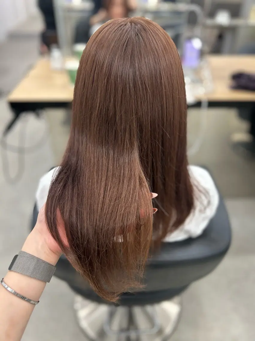 ロング カラー ヘアカラー トリートメント ヘッドスパ ヘアセット YUKA🤍ベージュ /ミルクティーのヘアスタイル