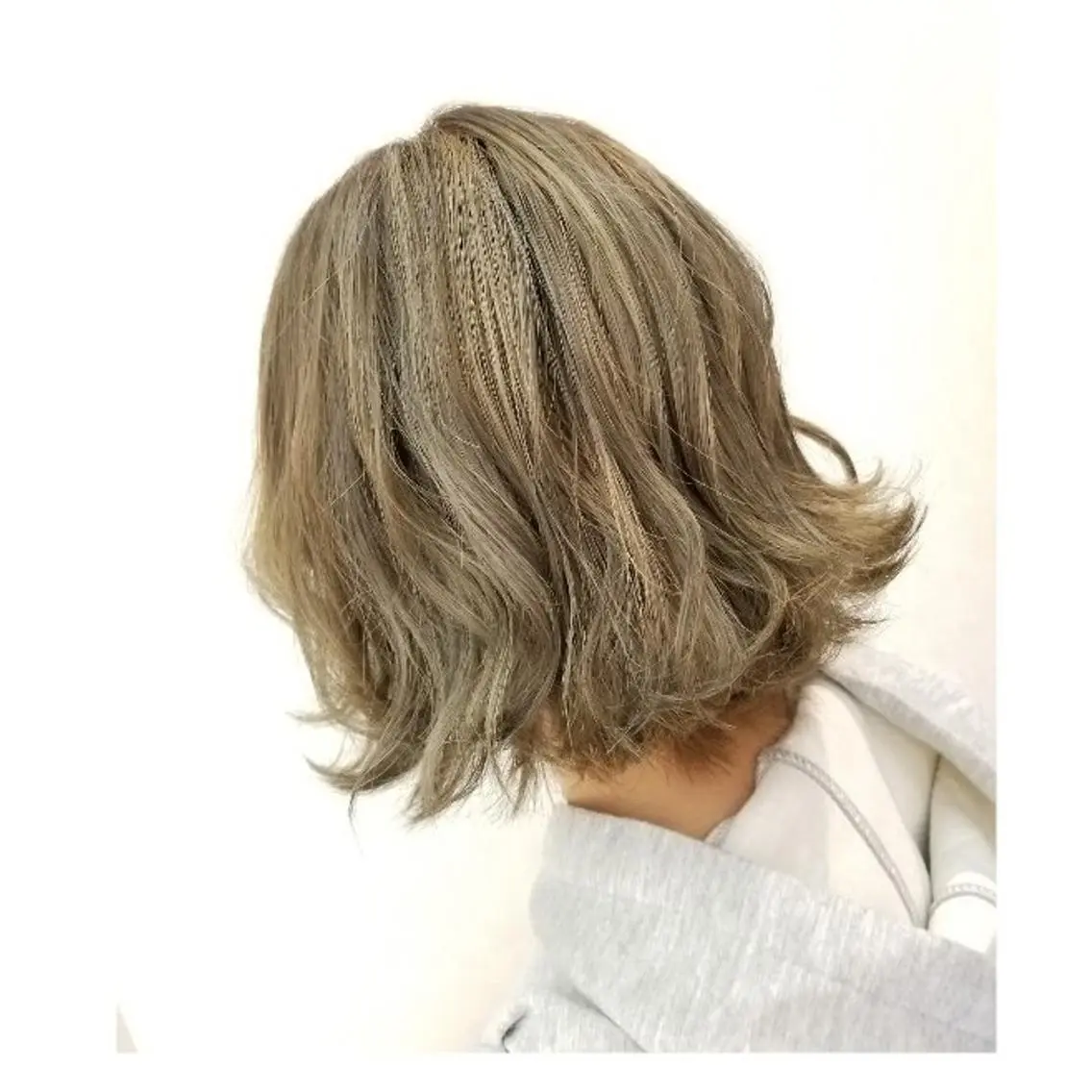 ミディアム カラー トリコ 都島店のヘアスタイル
