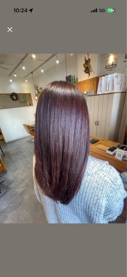 カラー ヘアカラー はやさか しおんのヘアスタイル