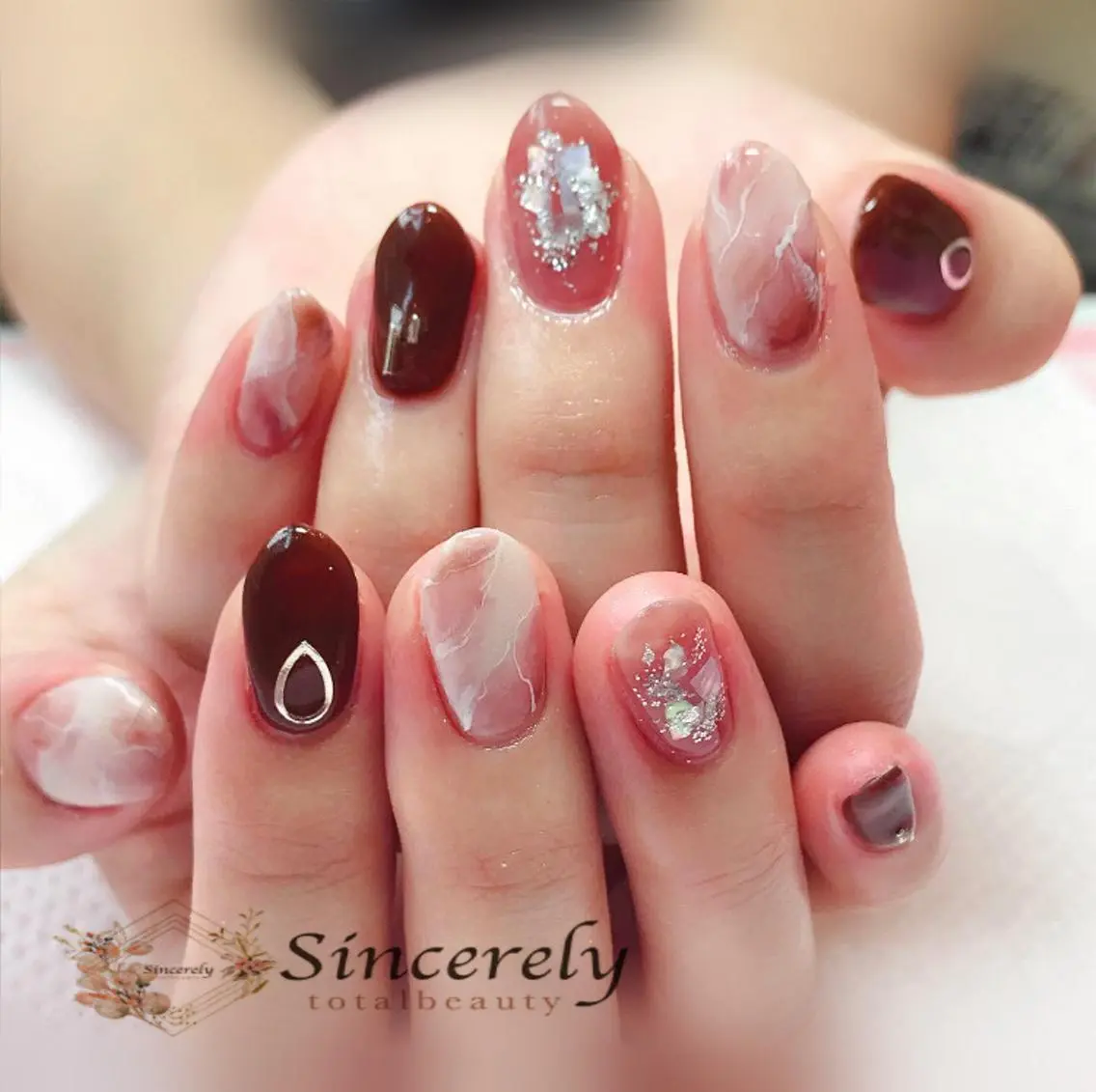 ネイル アートネイル 持ち込み スカルプネイル シンプルネイル SINCERELY シンシアリー🌈のネイルデザイン