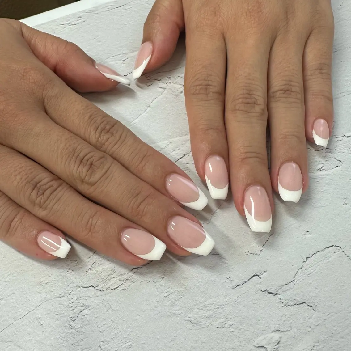 ネイル ハンドネイル Nail&Beaut yコルン SARAのネイルデザイン