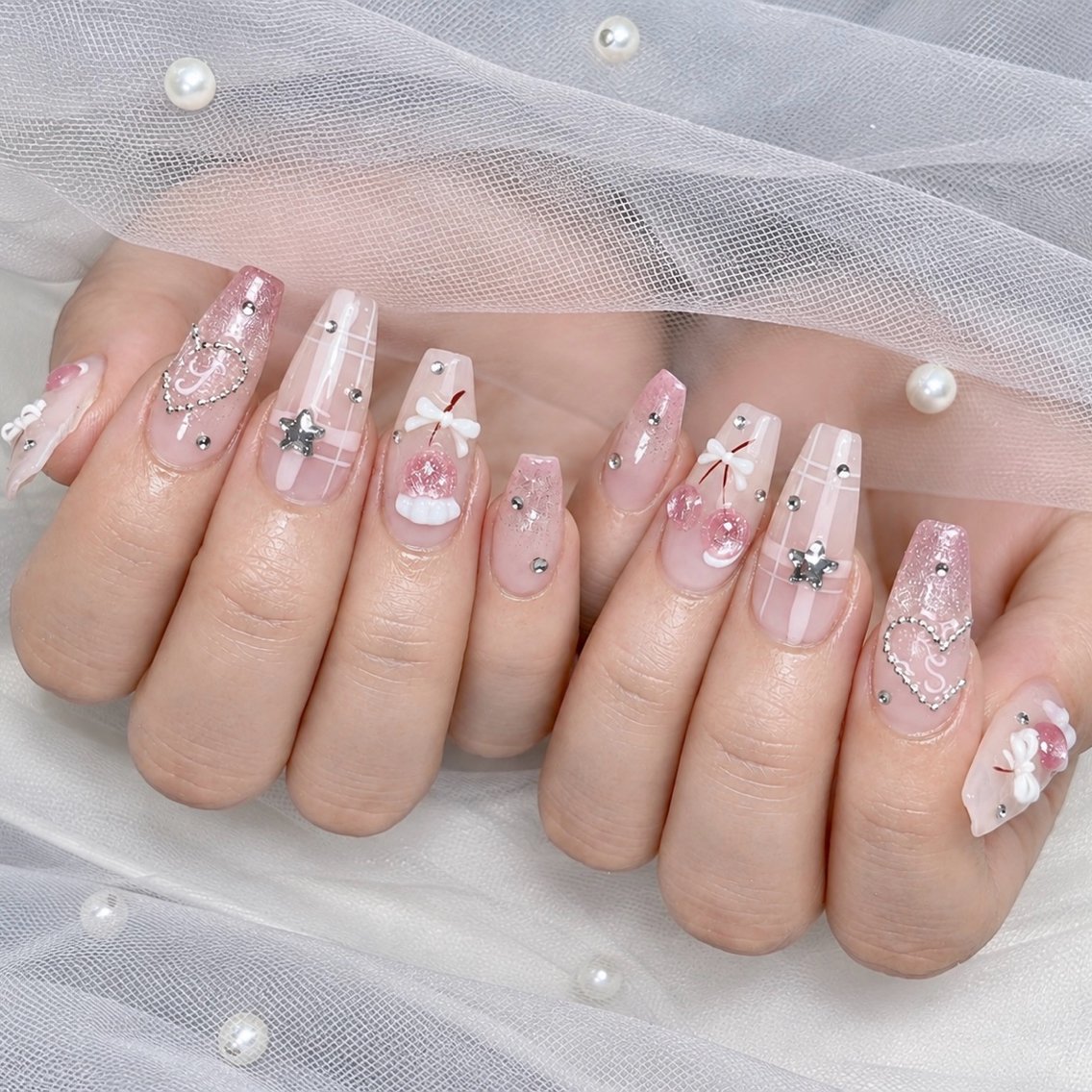 ネイル ハンドネイル Rosy Nail Galleryのネイルデザイン